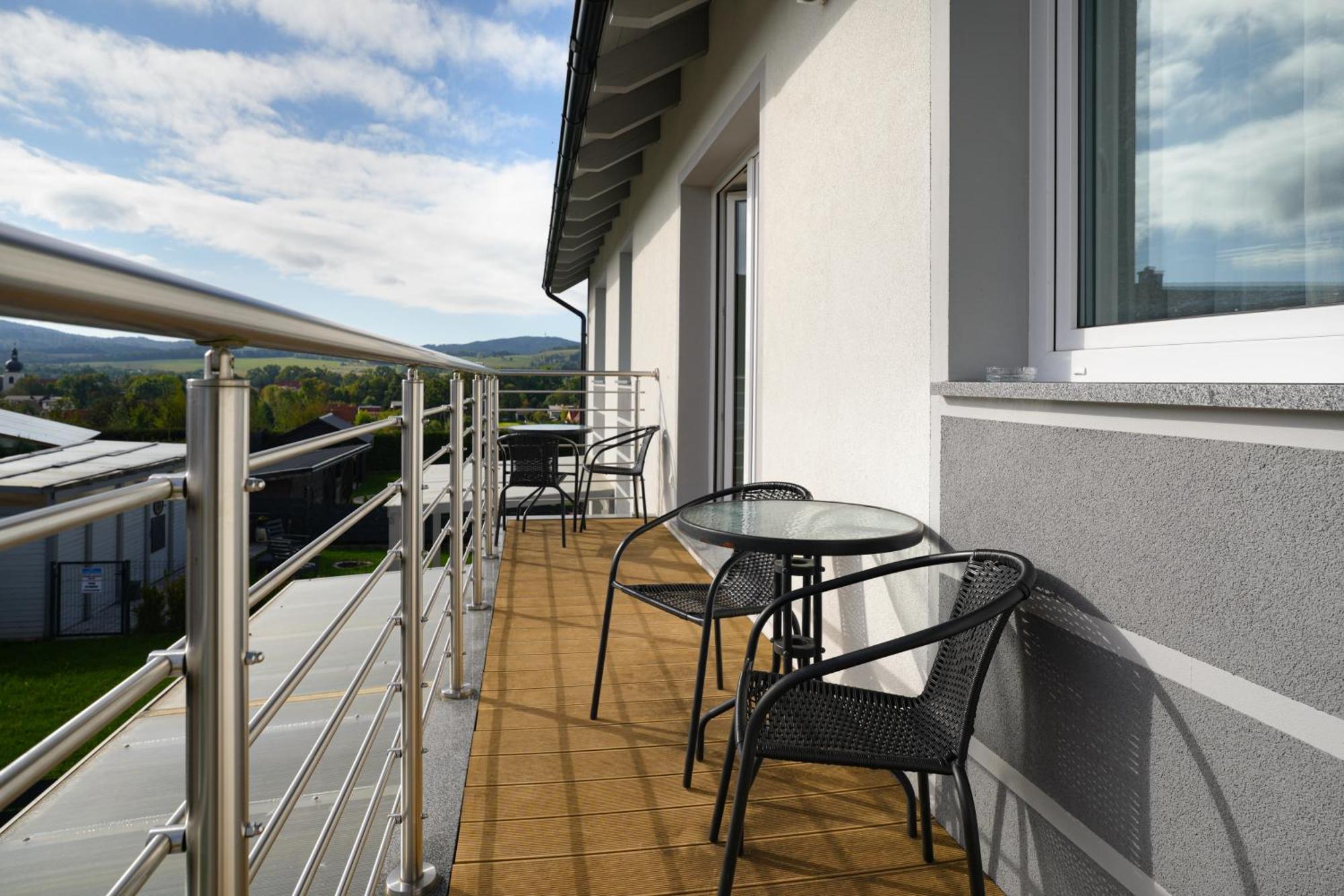 Apartamenty "La Villa" Superior II Z Dwoma Sypialniami, Balkonem, Parkingiem, Blisko Centrum Kudowa-Zdrój Zewnętrze zdjęcie